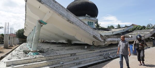 زلزال يضرب بيدي جايا بإندونيسيا زلزال يضرب بيدي جايا بإندونيسيا - سبوتنيك عربي