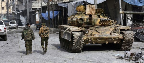 قوات الجيش السوري في شرق مدينة حلب، 12 ديسمبر/ كانون الأول 2016 - سبوتنيك عربي