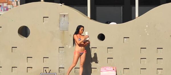 مزحة الشامبو مزحة الشامبو - سبوتنيك عربي