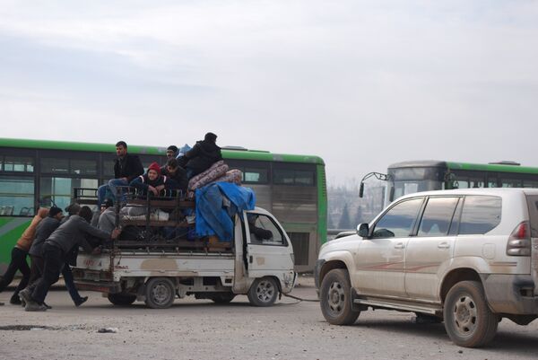 تعليق عملية إجلاء المسلحين من الأحياء الشرقية لحلب  - سبوتنيك عربي