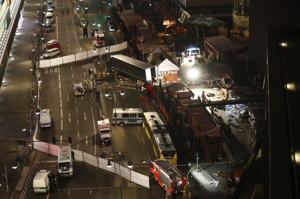 موقع دهس شاحنة حشدا من الناس في برلين - سبوتنيك عربي