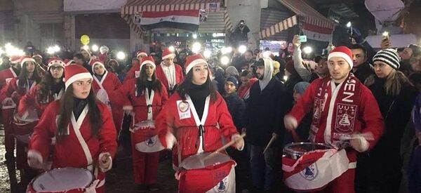 مظاهر من إحتفال حي العزيزية بحلب - سبوتنيك عربي