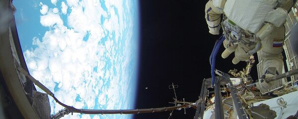 السير في الفضاء الخارجي لرواد الفضاء الروس السير في الفضاء الخارجي لرواد الفضاء الروس - سبوتنيك عربي