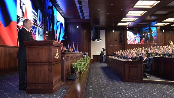 الرئيس بوتين يلقي كلمة بأركان وزارة الدفاع - سبوتنيك عربي