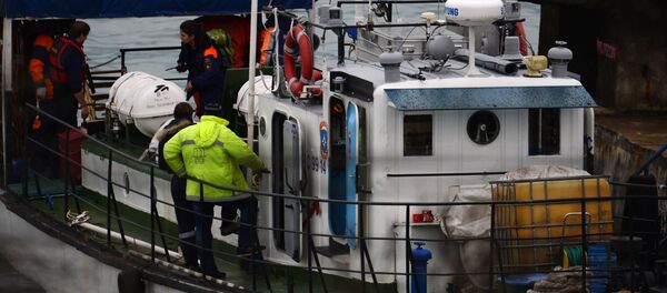 فريق الإنقاذ والبحث خلال عمليات البحث عن نجاة من ركاب الطائرة المنكوبة تو-154 التي سقطت في البحر الأسود فريق الإنقاذ والبحث خلال عمليات البحث عن نجاة من ركاب الطائرة المنكوبة تو-154 التي سقطت في البحر الأسود - سبوتنيك عربي