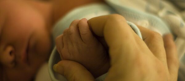 طفل طفل - سبوتنيك عربي