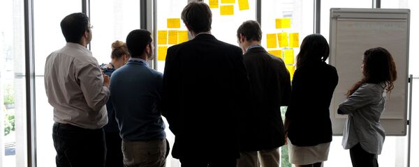 F**k Yes! Millennials Most Likely to Swear at Work - سبوتنيك عربي