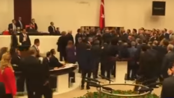 معركة البرلمان التركي - سبوتنيك عربي