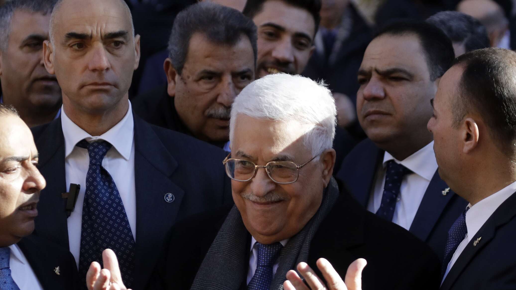 عباس يشيد بجهود ترامب لإنهاء الحرب ويؤكد: السيادة على قطاع غزة هي لدولة فلسطين