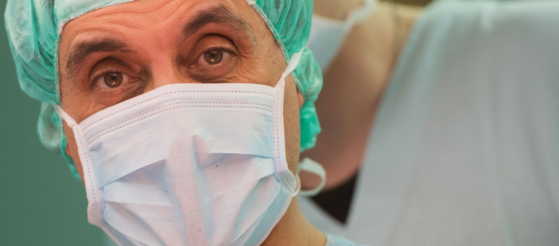 طبيب جراح - سبوتنيك عربي, 1920, 29.07.2021