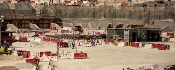 بناء ملعب في قطر - سبوتنيك عربي