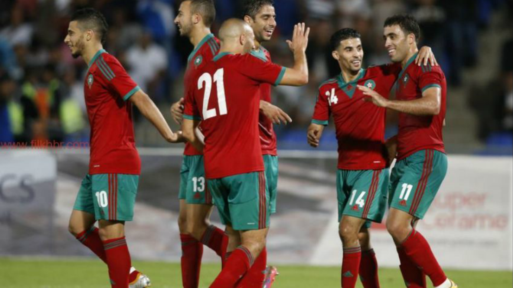 ناقدة مغربية توضح آليات التعامل الفورية مع "المخالفات" داخل ملاعب "أمم أفريقيا"