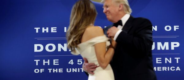 ترامب يرقص مع زوجته ميلانيا - سبوتنيك عربي