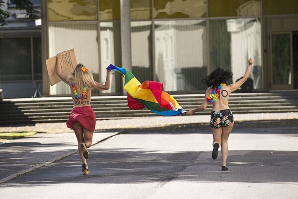 ناشطات حركة فيمين - سبوتنيك عربي