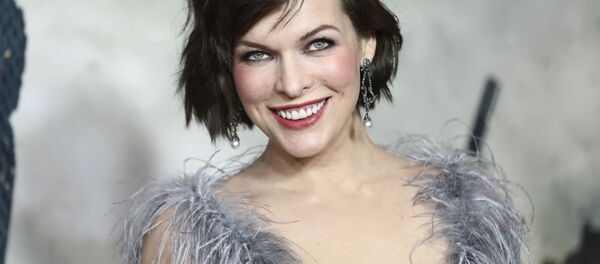 الممثلة الأمريكية ذوي الأصول الأوكرانية ميلا جوفوفيتش - سبوتنيك عربي