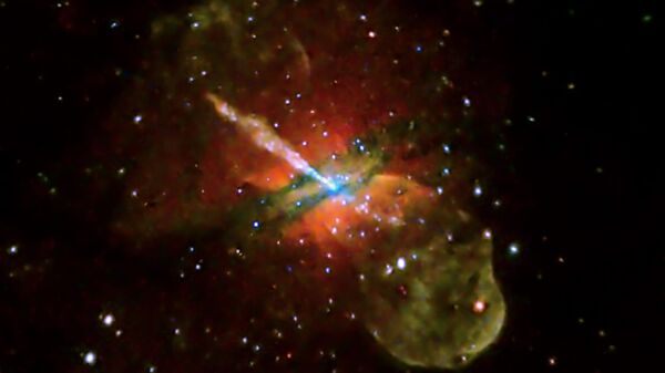 ثقب أسود في المجرة Centaurus A وتنبعث منها طاقة ضوئية قوية - سبوتنيك عربي