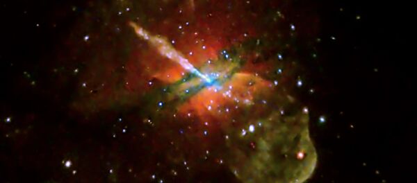 ثقب أسود في المجرة Centaurus A وتنبعث منها طاقة ضوئية قوية ثقب أسود في المجرة Centaurus A وتنبعث منها طاقة ضوئية قوية - سبوتنيك عربي