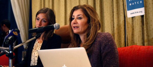 Human Rights Watch director, Sarah Leah Whitson (R) - سبوتنيك عربي