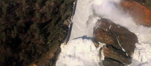 سد في ولاية كاليفورنيا مهدد بالانهيار - سبوتنيك عربي