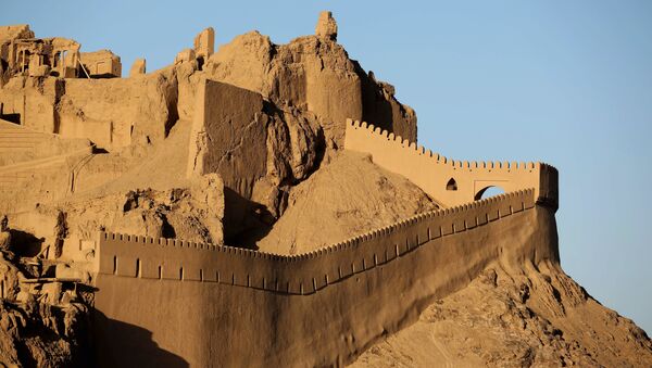 A general view of the citadel Arg'e Bam, the pre-Islamic desert citadel that was the largest adobe monument in the world made of non-baked clay bricks, a thousand kilometres (600 miles) southeast of Tehran - سبوتنيك عربي