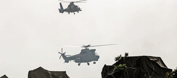 القوات الجوية الإماراتية خلال معرض آيدكس الدولي للسلاح والمعدات العسكرية في أبو ظبي، الإمارات العربية المتحدة 19 فبراير/ شباط 2017 - سبوتنيك عربي