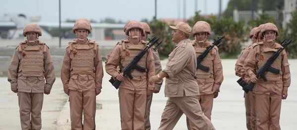 عرض عسكري لقوات الجيش الروسي بمناسبة الذكرى الـ 71 لـ عيد النصر ضد ألمانيا النازية في الحرب الوطني (1941-1945) في القاعدة العسكرية حميميم - سبوتنيك عربي