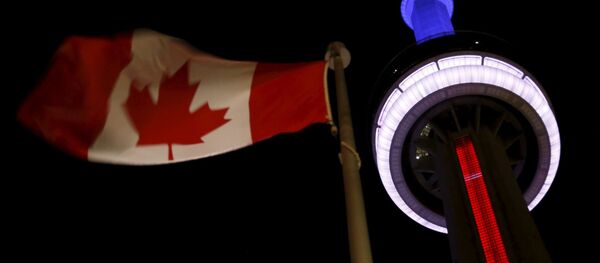 برج سي إن في مدينة تورونتو الكندية - سبوتنيك عربي