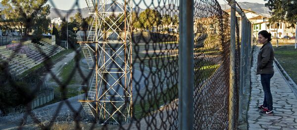 الخط الأخضر على الحدود اليونانية التركية الذي يفصل بين البلدين في جزيرة قبرص - سبوتنيك عربي