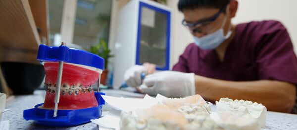 طبيب اسنان طبيب اسنان - سبوتنيك عربي