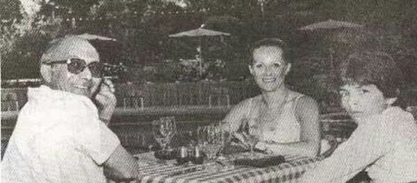 رفعت الجمال مع زوجته الألمانية وابنه الوحيد - سبوتنيك عربي