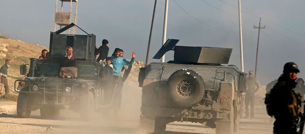 القوات العراقية التي تسعى لتحرير الساحل الأيمن لمدينة الموصل - سبوتنيك عربي