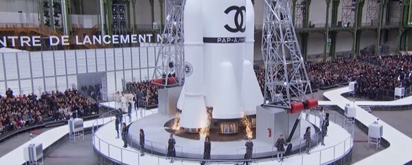 شانيل يقتحم عالم الفضاء شانيل يقتحم عالم الفضاء - سبوتنيك عربي