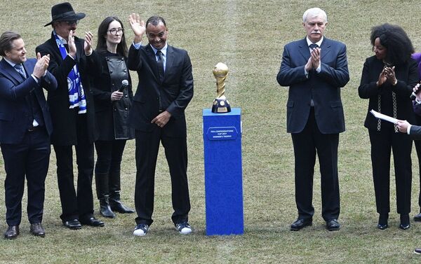 كافو يشارك في احتفالية ملعب زينيت - سبوتنيك عربي