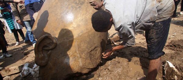 رأس التمثال الفرعوني رأس التمثال الفرعوني - سبوتنيك عربي