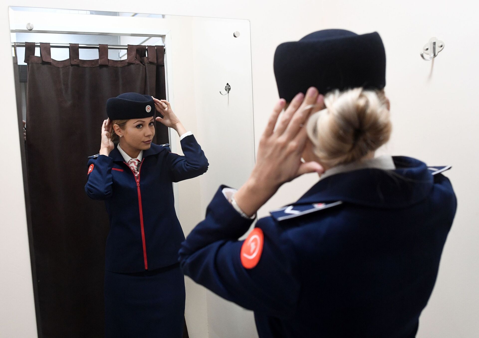 عرض الزي الجديد لموظفي مترو أنفاق موسكو بمحطة كوتيلنيكي - سبوتنيك عربي, 1920, 01.03.2023