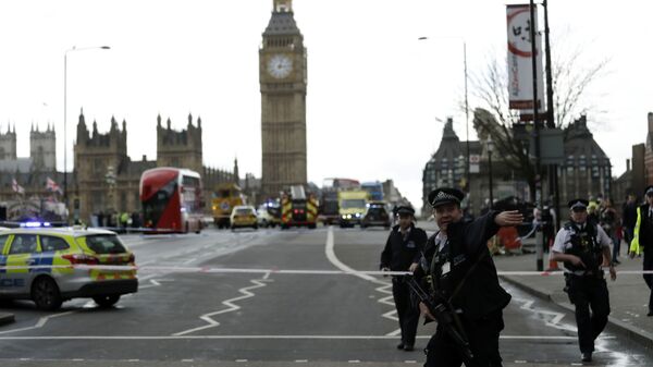 إطلاق نار بالقرب من البرلمان البريطاني وإصابة عدة أشخاص - سبوتنيك عربي