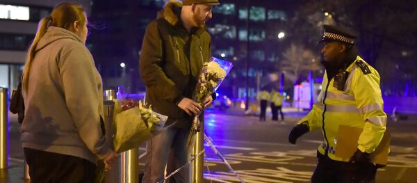 الوضع في لندن بعد إطلاق النار بالقرب من البرلمان البريطاني - الشرطة والبريطانيون - سبوتنيك عربي