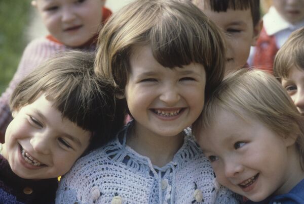 ابتسامة أطفال - سبوتنيك عربي