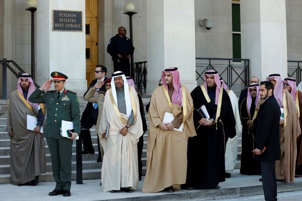 الوفد المرافق لمحمد بن سلمان في البنتاغون الوفد المرافق لمحمد بن سلمان في البنتاغون - سبوتنيك عربي