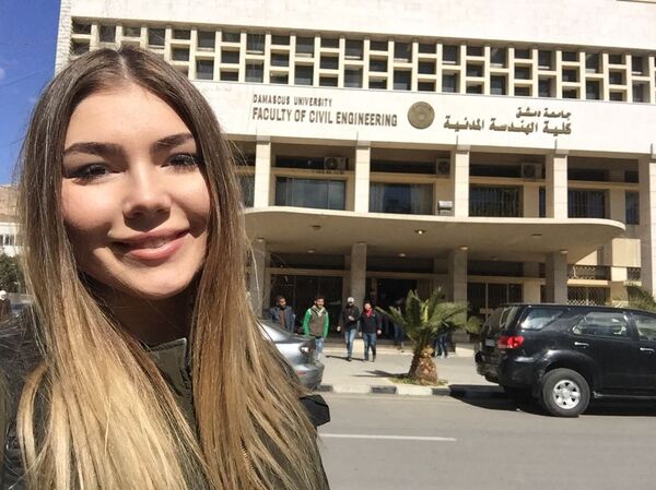 بطلة العالم ماريانا ناوموفا في دمشق - سبوتنيك عربي