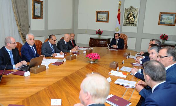 السيسي ورؤساء الشركات السيسي ورؤساء الشركات - سبوتنيك عربي