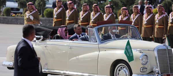 استقبال الملك سلمان في عمان استقبال الملك سلمان في عمان - سبوتنيك عربي