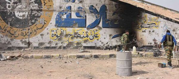 قوات الجيش العربي السوري تستعيد مدينة دير حافر بمحافظة حلب - سبوتنيك عربي