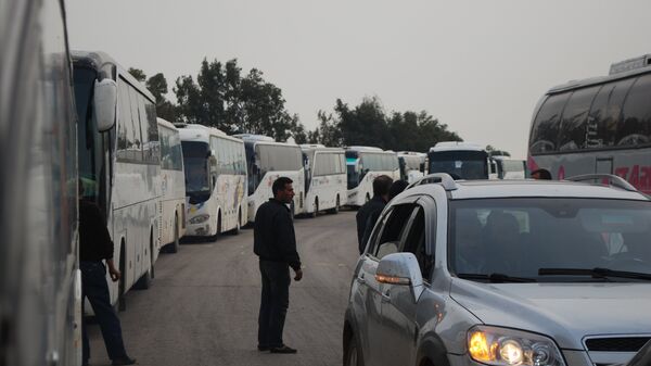 خروج المسلحين من حمص باتجاه جرابلس - سبوتنيك عربي