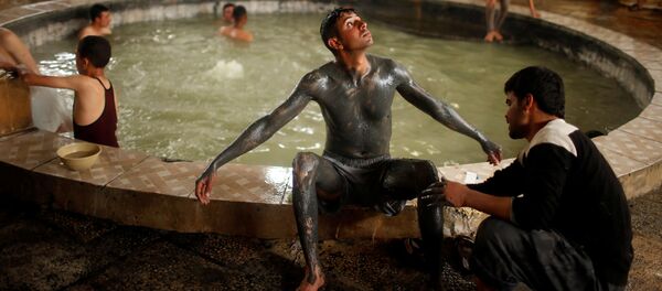 حمام عين العليل في جنوب الموصل، 3 ابريل/ نيسان 2017 - سبوتنيك عربي