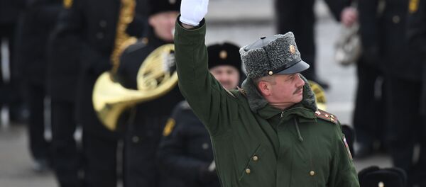 التدريبات المشتركة لقوات حامية موسكو استعداداً للعرض العسكري بمناسبة عيد النصر ضد ألمانيا النازية في الحرب الوطنية العظمى (1940-1945) - سبوتنيك عربي