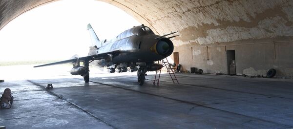 الصور الأولية للقصف الأمريكي على قاعدة الشعيرات السورية الصور الأولية للقصف الأمريكي على قاعدة الشعيرات السورية - سبوتنيك عربي