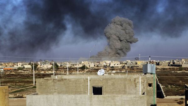 القصف الجوي على مدينة الموصل من قبل طيران التحالف الدولي - سبوتنيك عربي