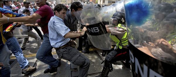 مظاهرات في كاراكاس، فنزويلا 4 أبريل/ نيسان 2017 - سبوتنيك عربي