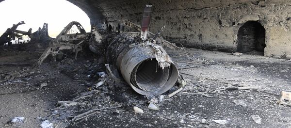 آثار القصف الأمريكي على قاعدة الشعيرات السورية - سبوتنيك عربي